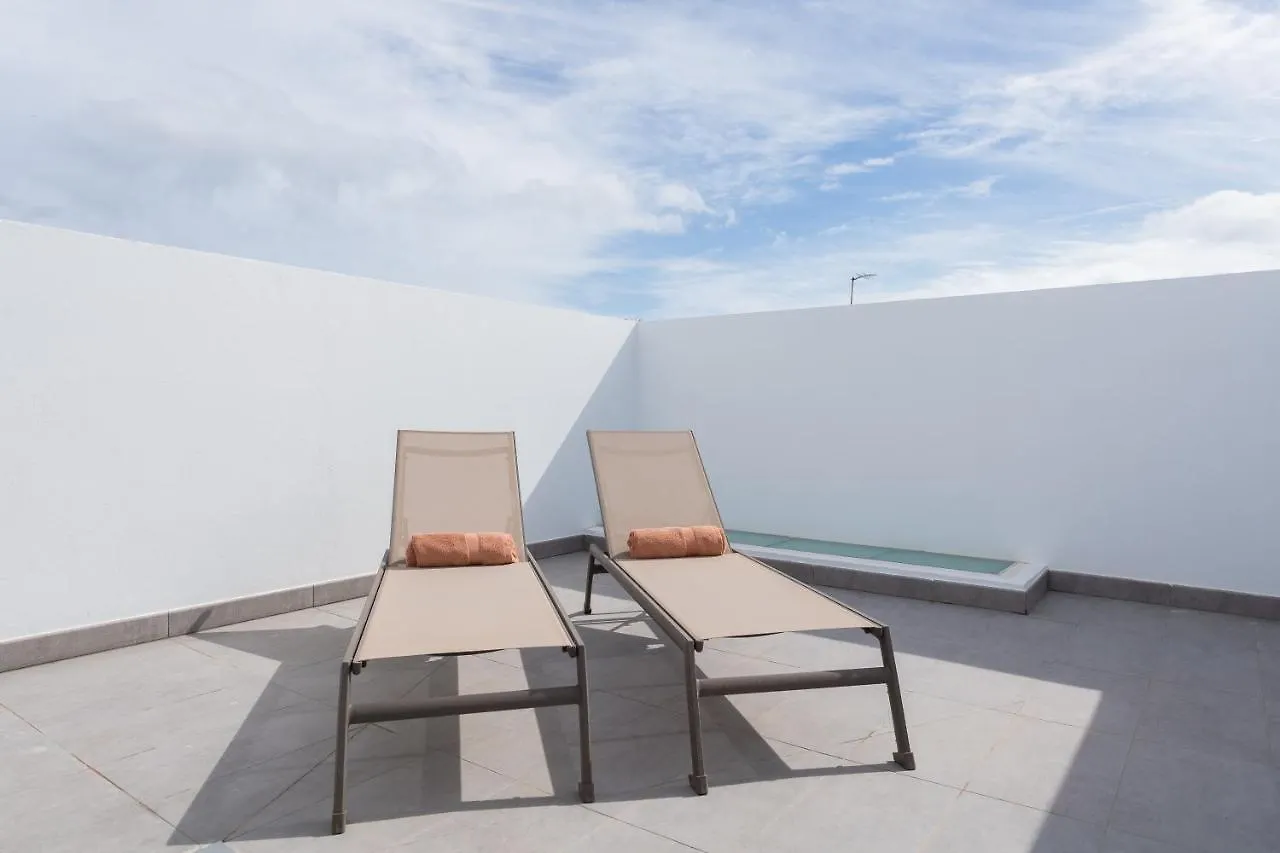 Apartamentos Blue Eyes Castillo del Romeral 0*,