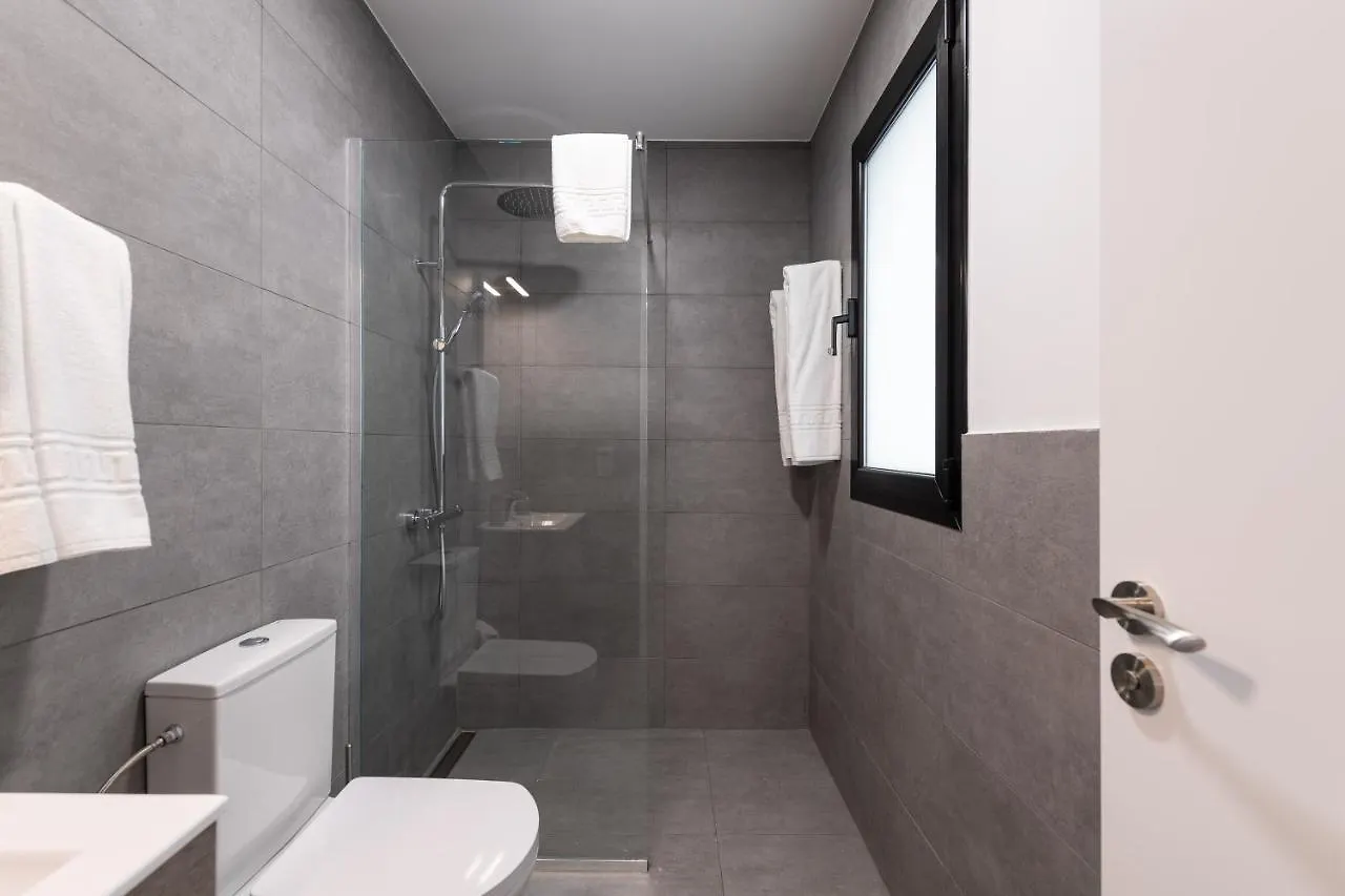 Apartamentos Blue Eyes Castillo del Romeral Apartment