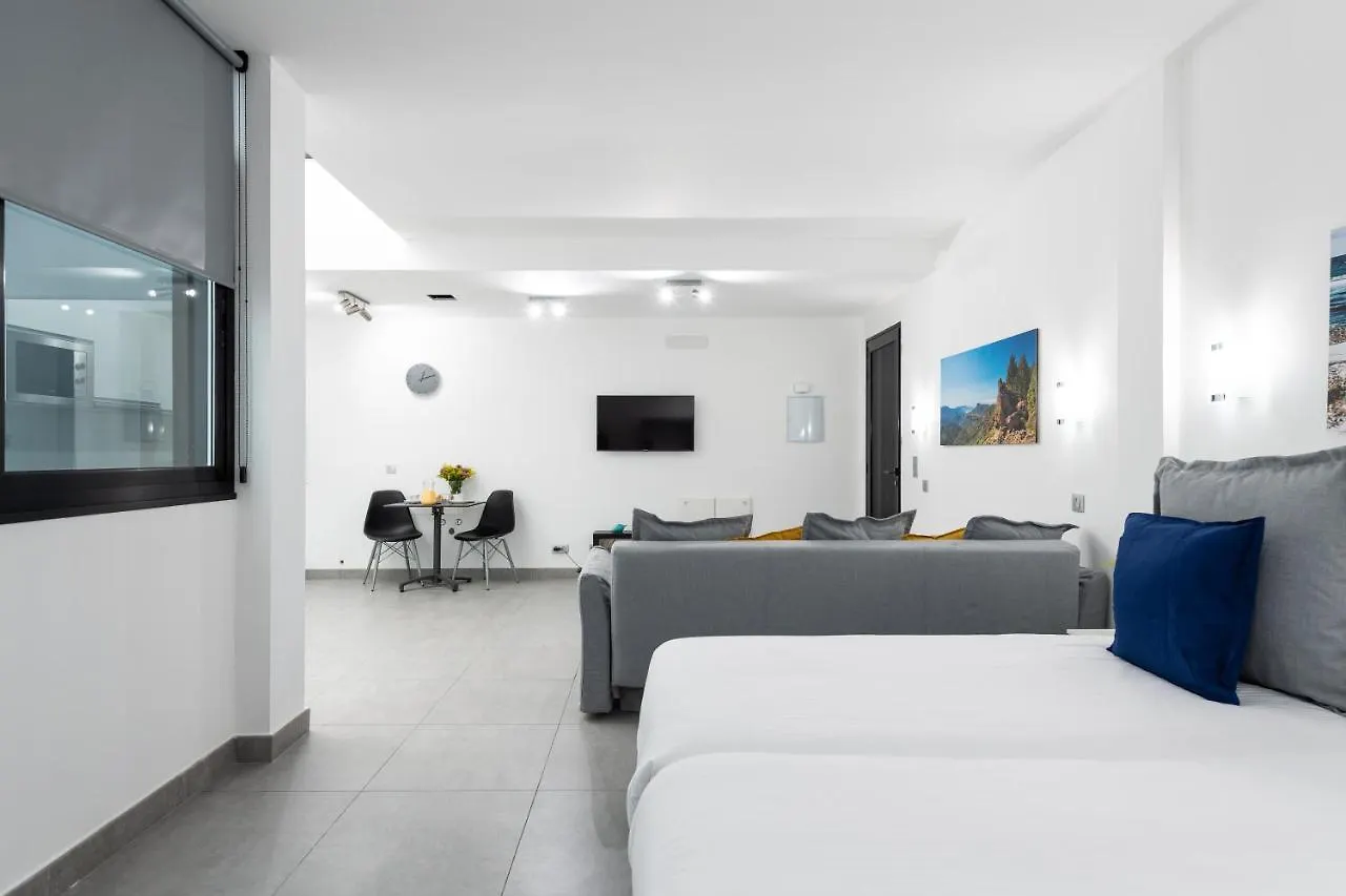 Apartamentos Blue Eyes Castillo del Romeral Apartment