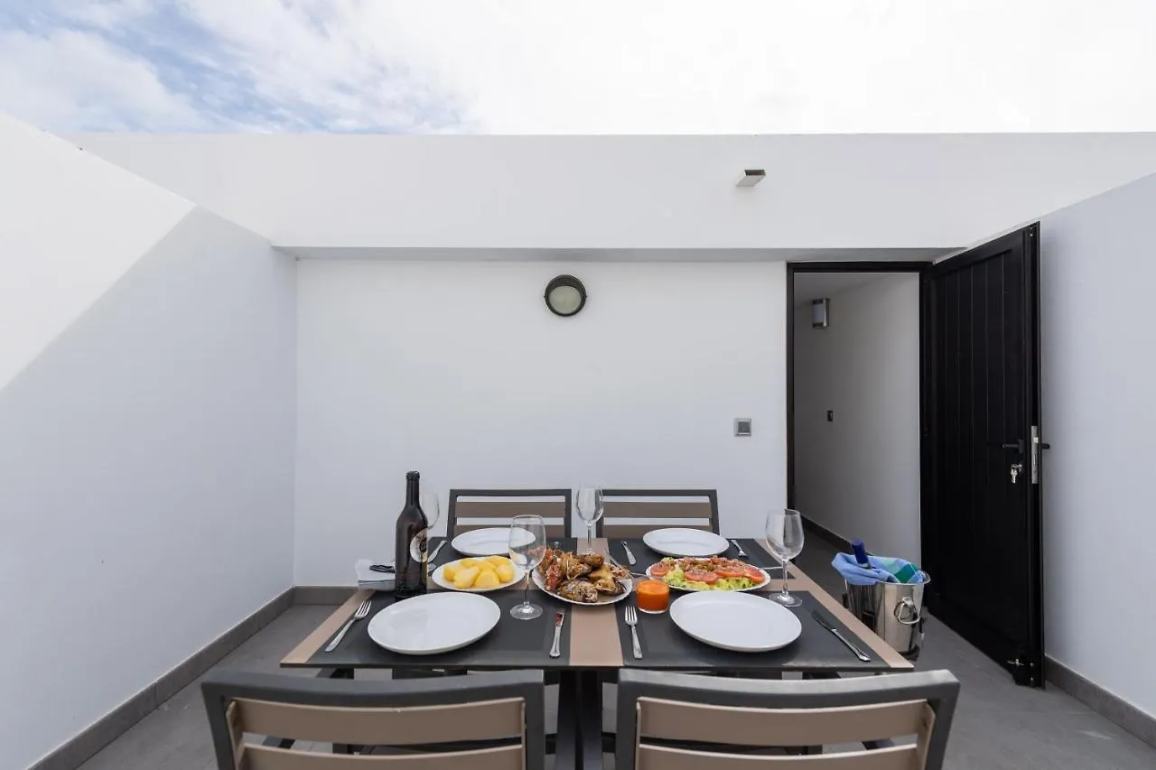 Apartamentos Blue Eyes Castillo del Romeral Apartment
